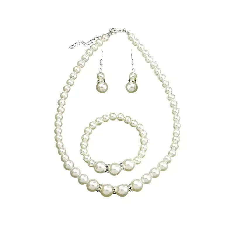 Bride Beautiful Wedding To Give Mom Shell Earrings