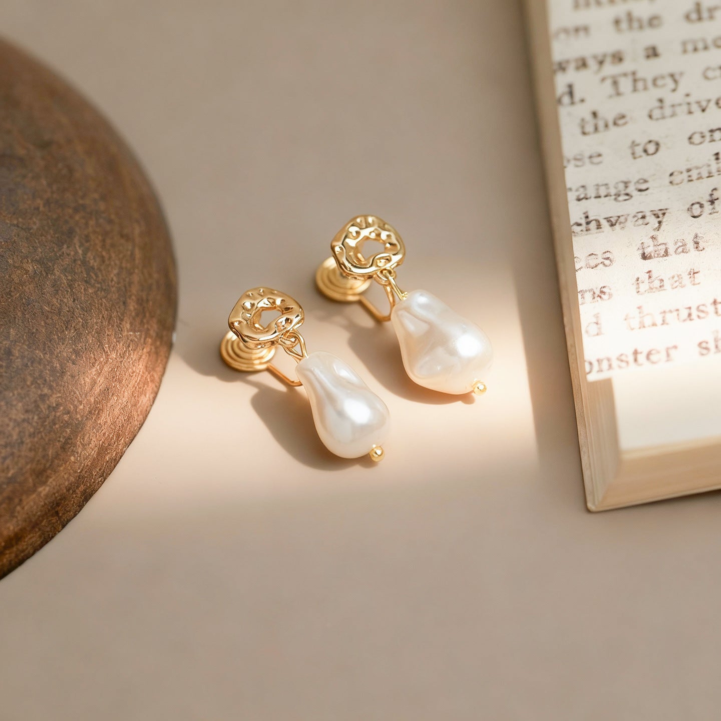 No Pierced French Elegant Geometric Clips Mosquito Coil Fashion Irregular Earrings