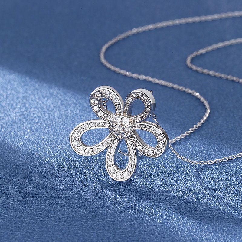Colliers de tempérament de chaîne de clavicule indépendante simple et délicate de tournesol de diamant