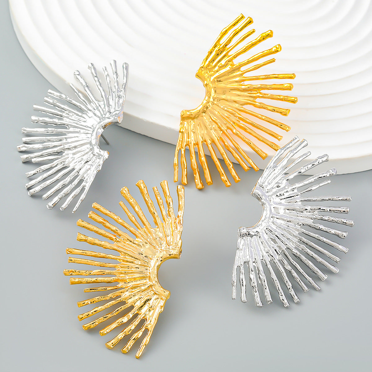 Alloy Half Sunflower Female Trend Party Earrings