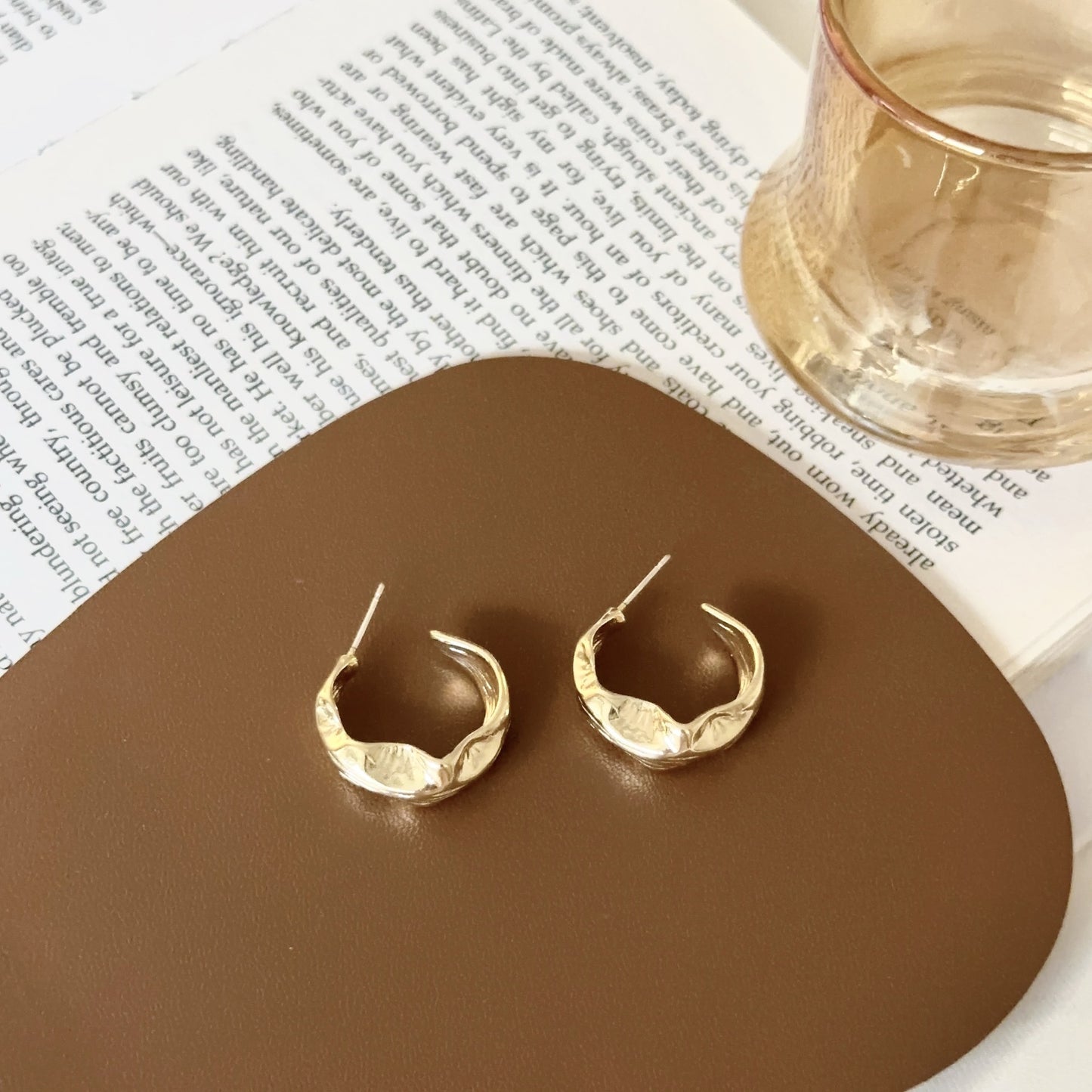 Women's Needle French Irregular Shaped Plain Light Luxury Earrings