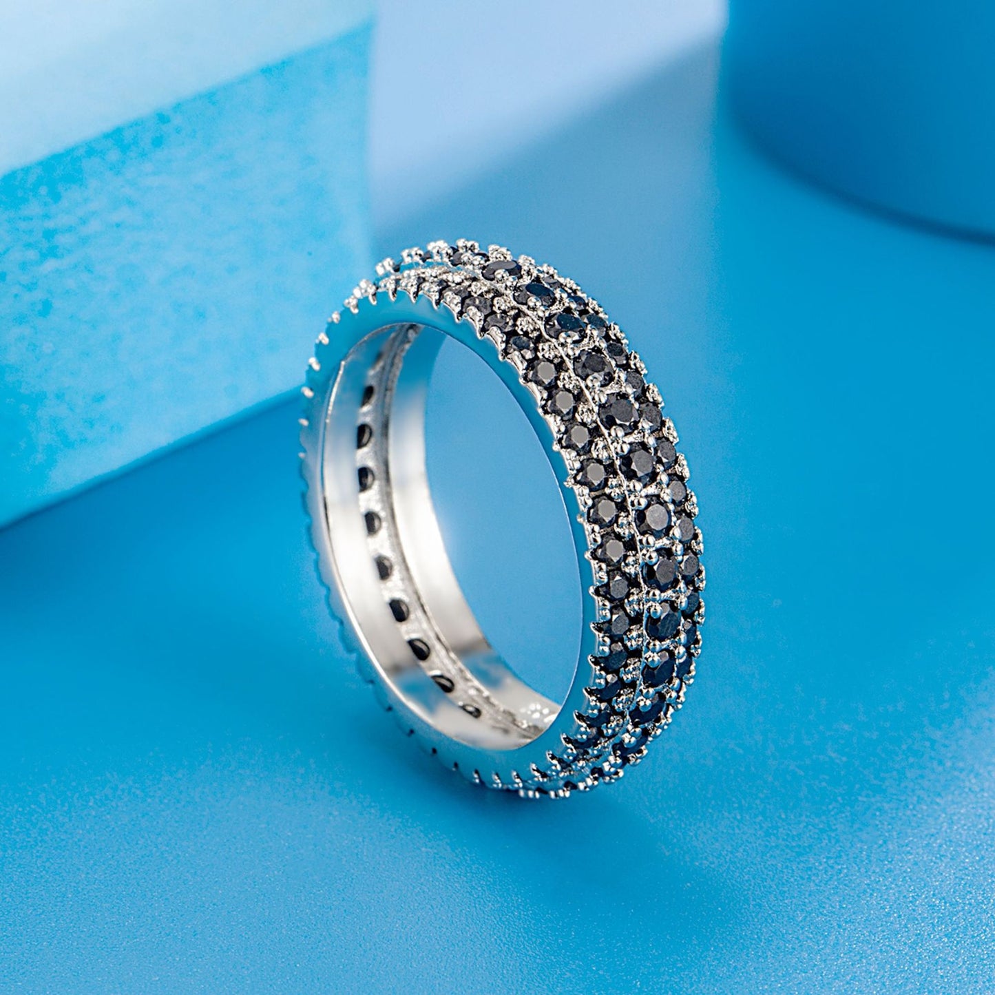 Luxury Full Diamond Geometric Row Temperament Rings
