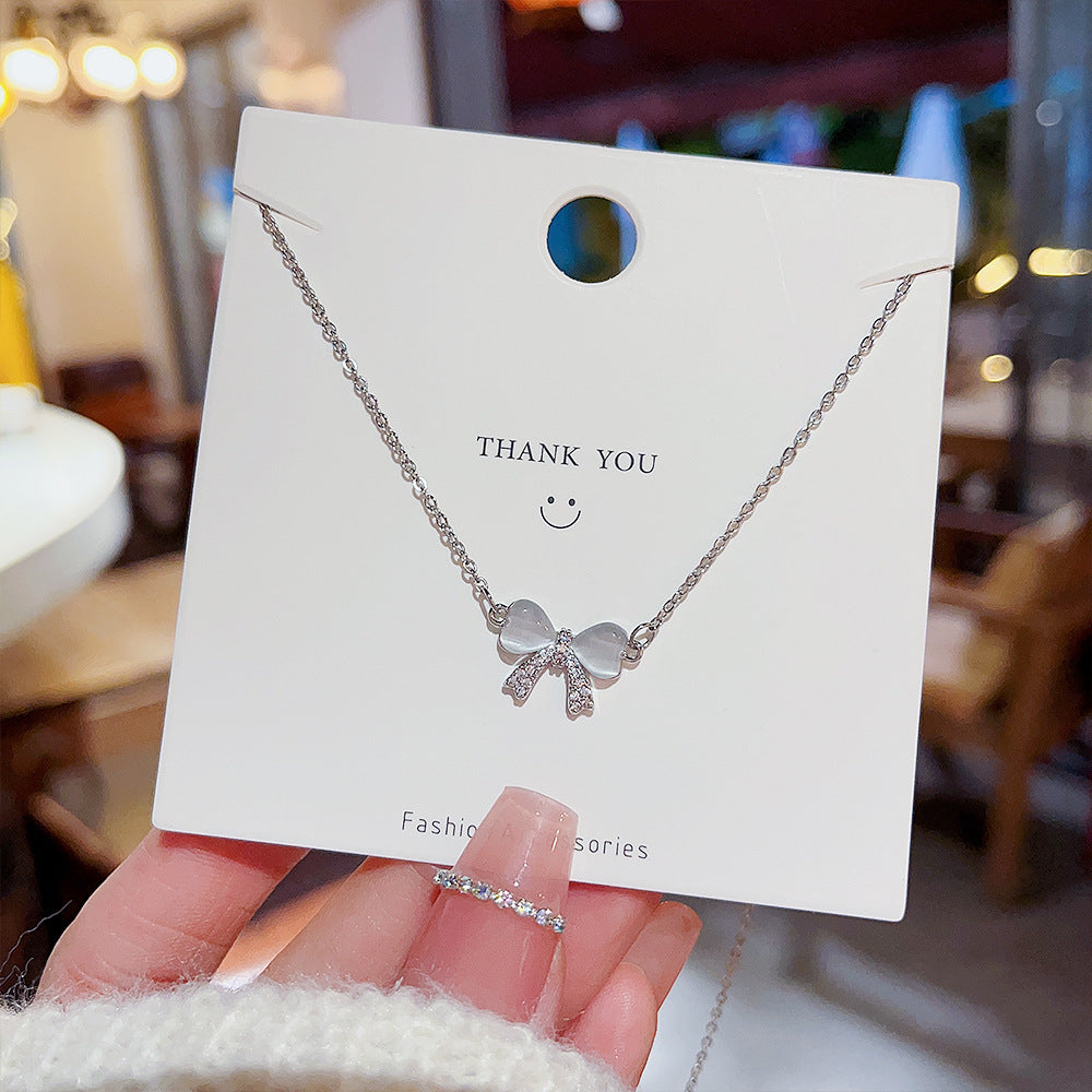 Accessoires gracieux et à la mode pour femmes, colliers frais de haute qualité