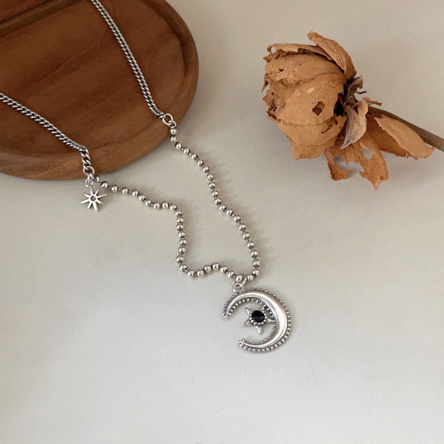 Sier Sterling Bear Vintage Niche Design Necklaces