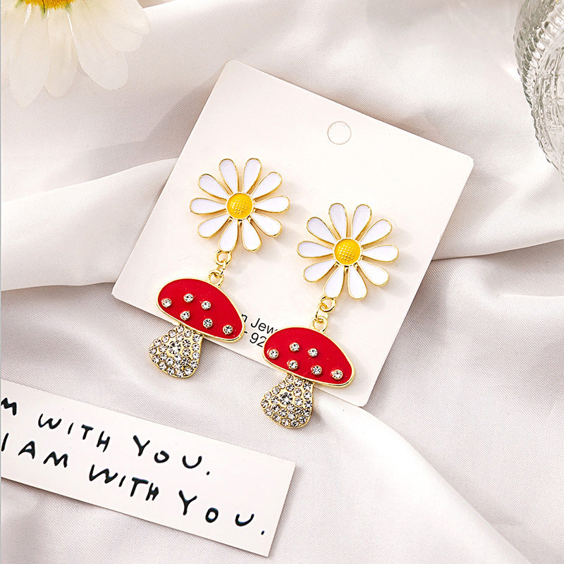 Women's White Small Daisy Sweet Creative Personality Mushroom Fashion Earrings