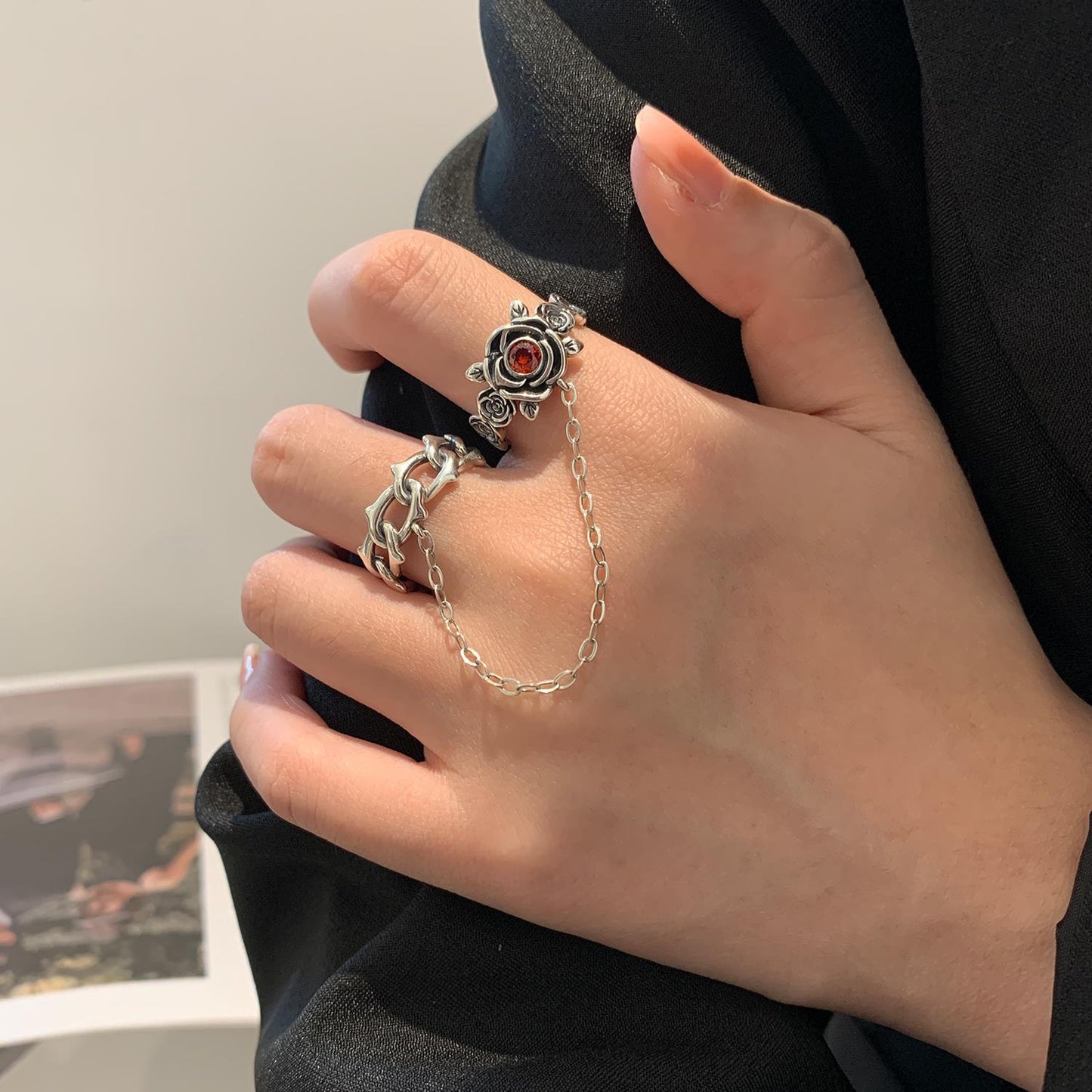 Retro Red Zirconium Rose Thorn Chain Open Female Personalized Rings