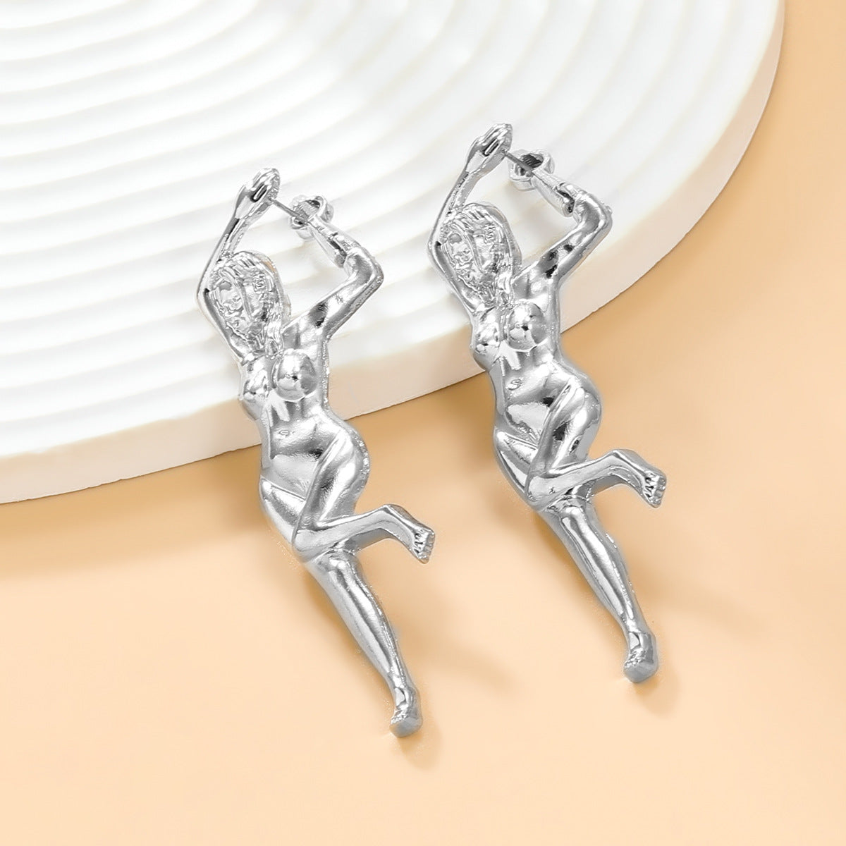 Alloy Female Fashion Art Style Mannequin Earrings