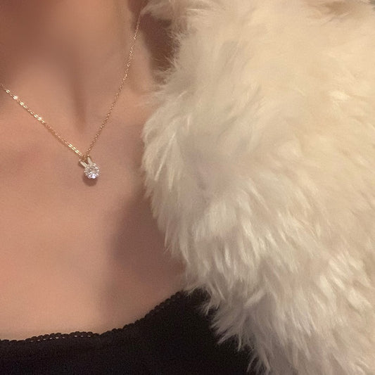 Colliers étincelants de luxe minoritaires de lumière de lapin rotatif