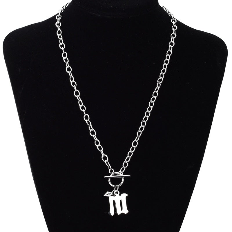 Chaîne de clavicule pendentif anglais colliers en acier titane
