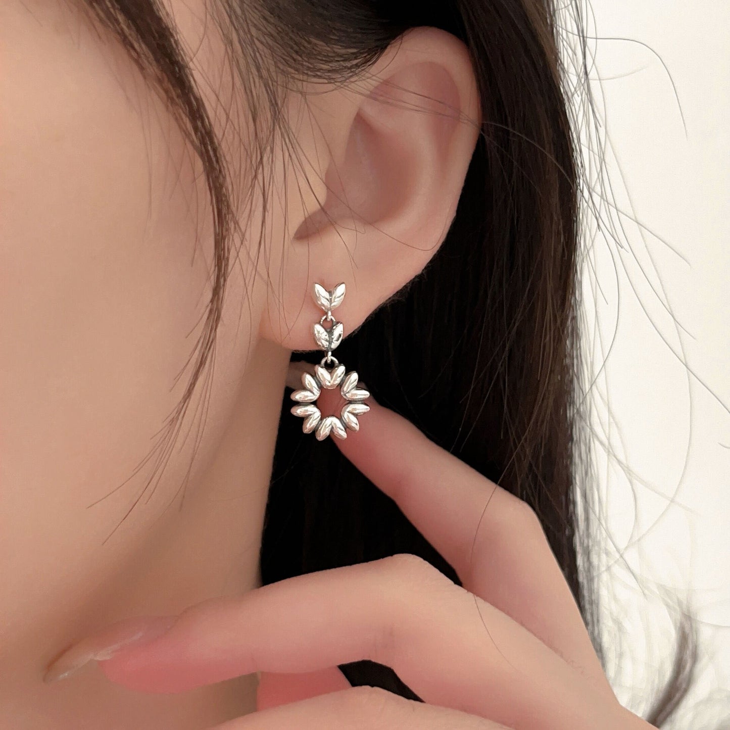 Women's Sterling Snowflake Wheat Unique High Sense Earrings