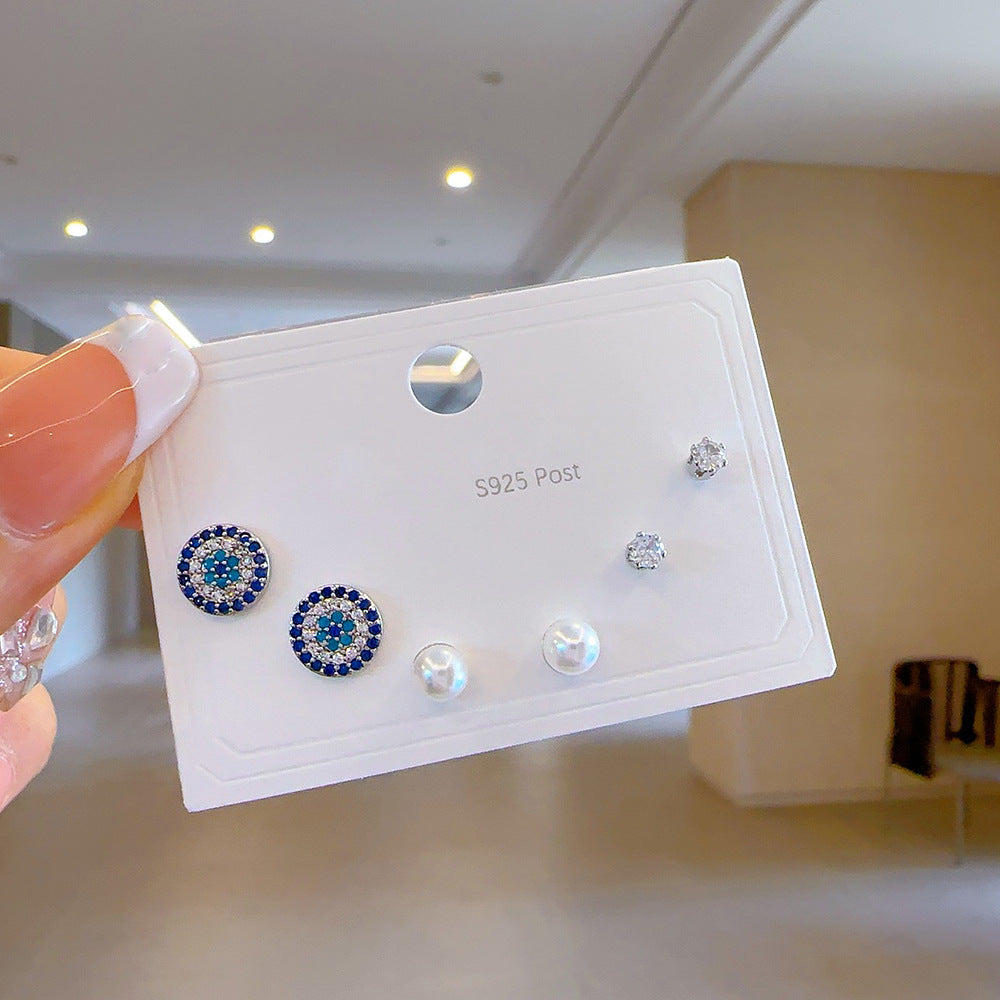 High-grade One Card Three Sier Suit Earrings