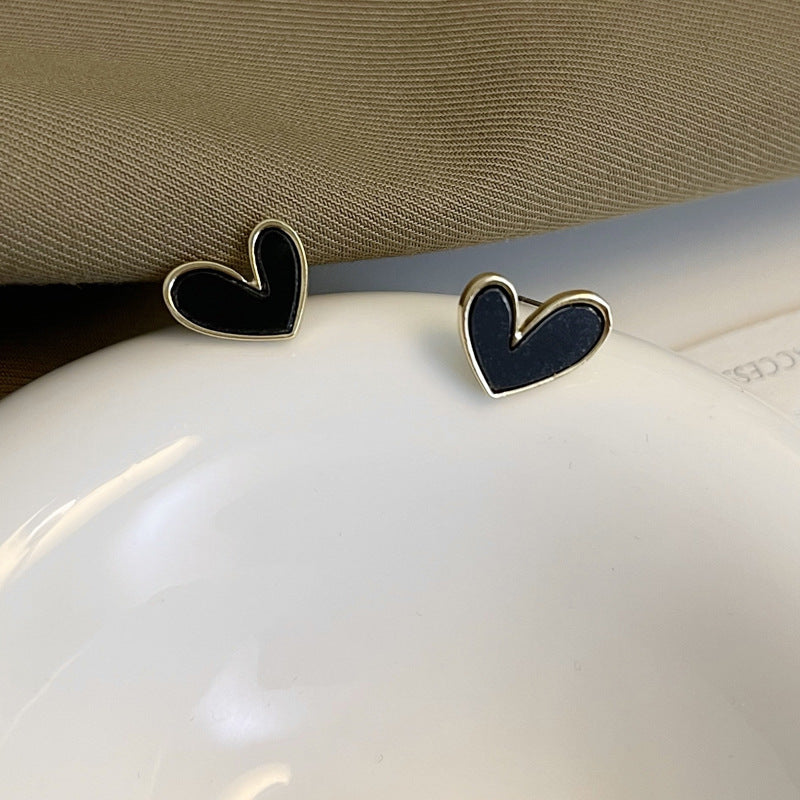 Sier Needle Simple And Compact Love Heart Earrings