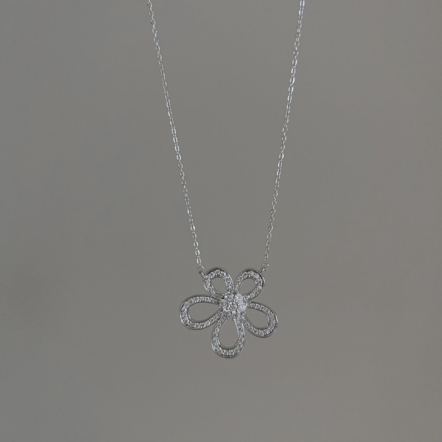 Colliers de tempérament de luxe pour femmes, de haute qualité, au design de niche