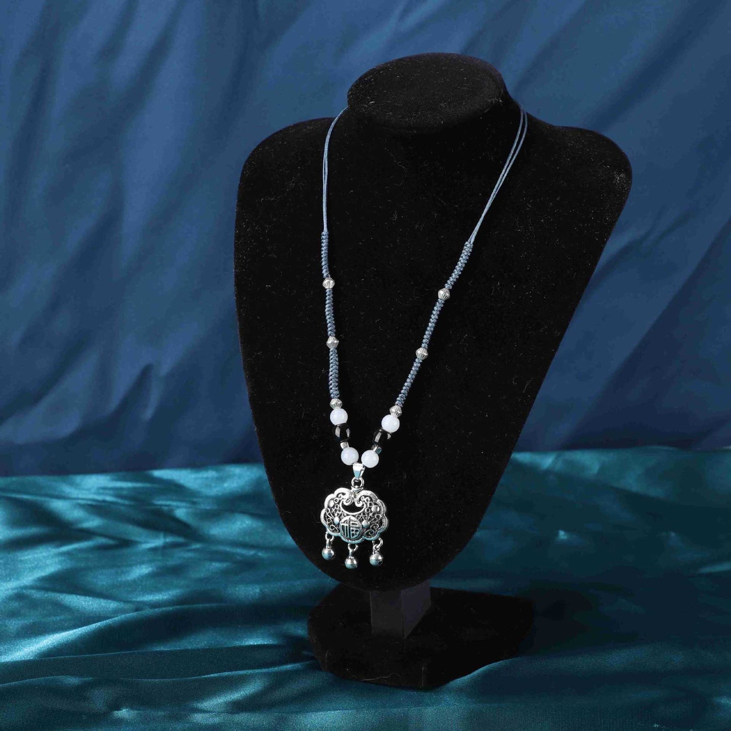 Safety Lock Beaded Pull Minority Light Luxury Necklaces