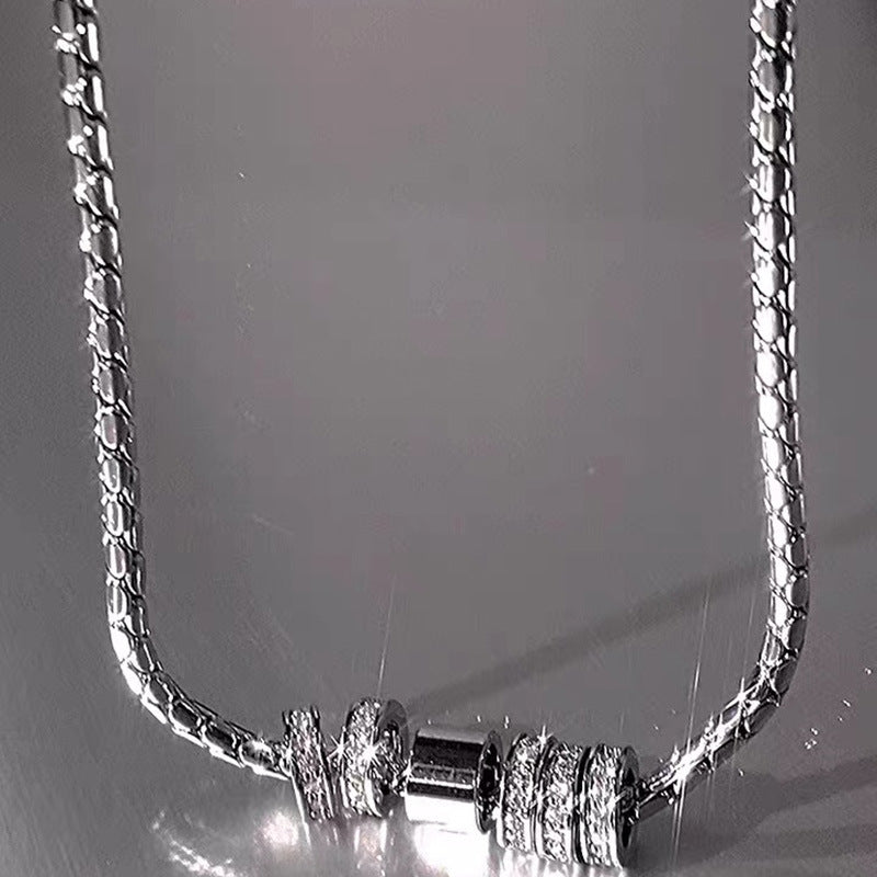 Pendentif pour femmes et hommes pour colliers minoritaires de luxe légers