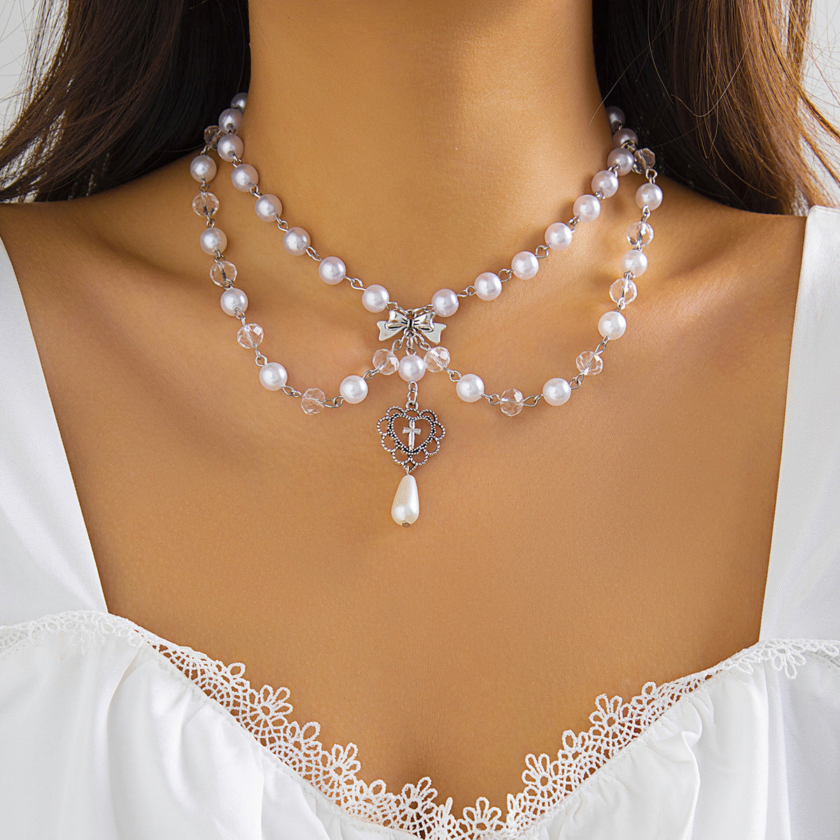 Colliers d'imitation d'amour de niche de perles chaudes d'ornement