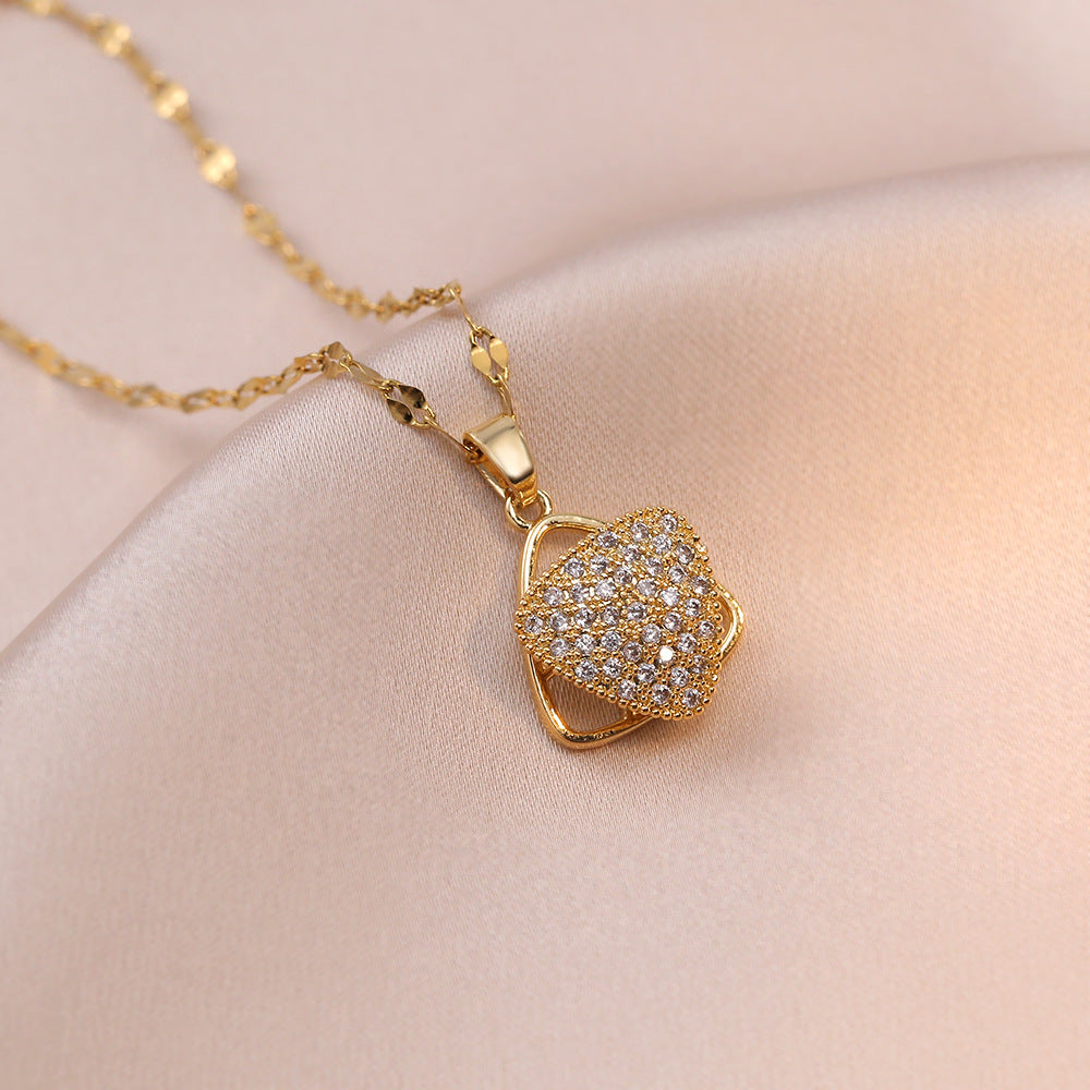 Rotating Design Light Luxury High-grade Temperament Inlaid Necklaces