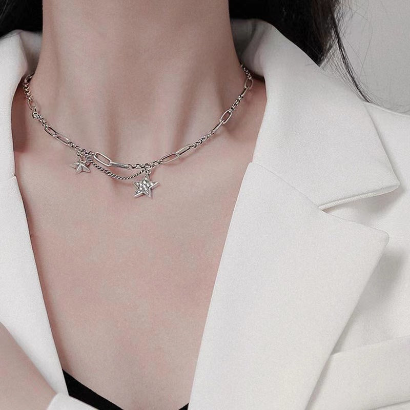 Colliers à pendentif étoile à cinq branches de conception minoritaire de luxe
