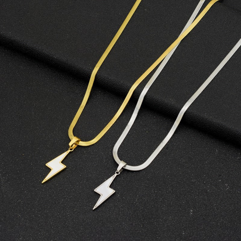 Colliers en os de serpent avec pendentif éclair en coquillage blanc