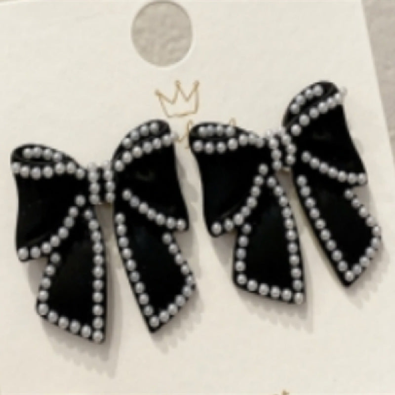 Women's Pearl Square Light Luxury Temperament Geometric Stud Earrings