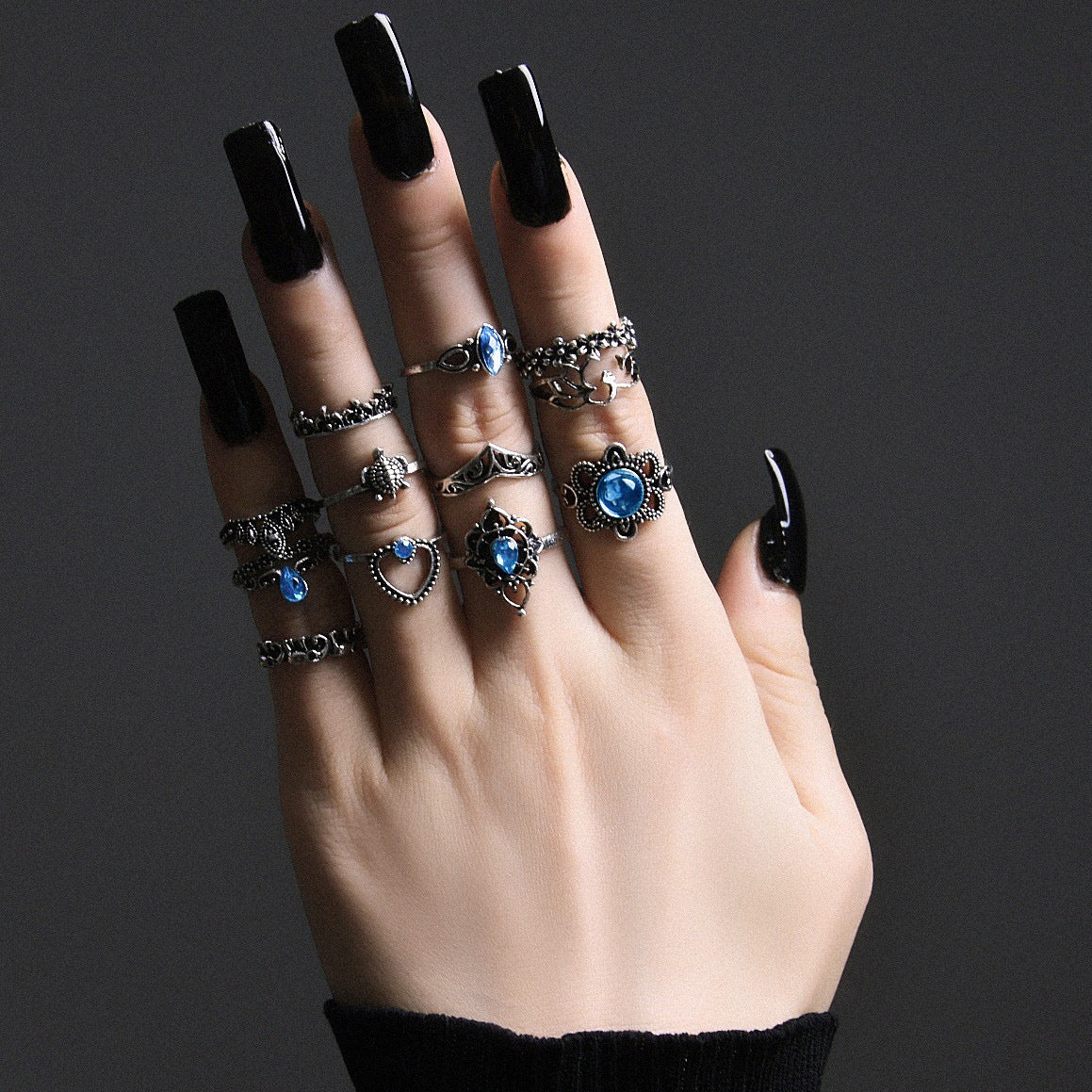 Ornament Retro Diamonds Carved Crown Gemstone Rings