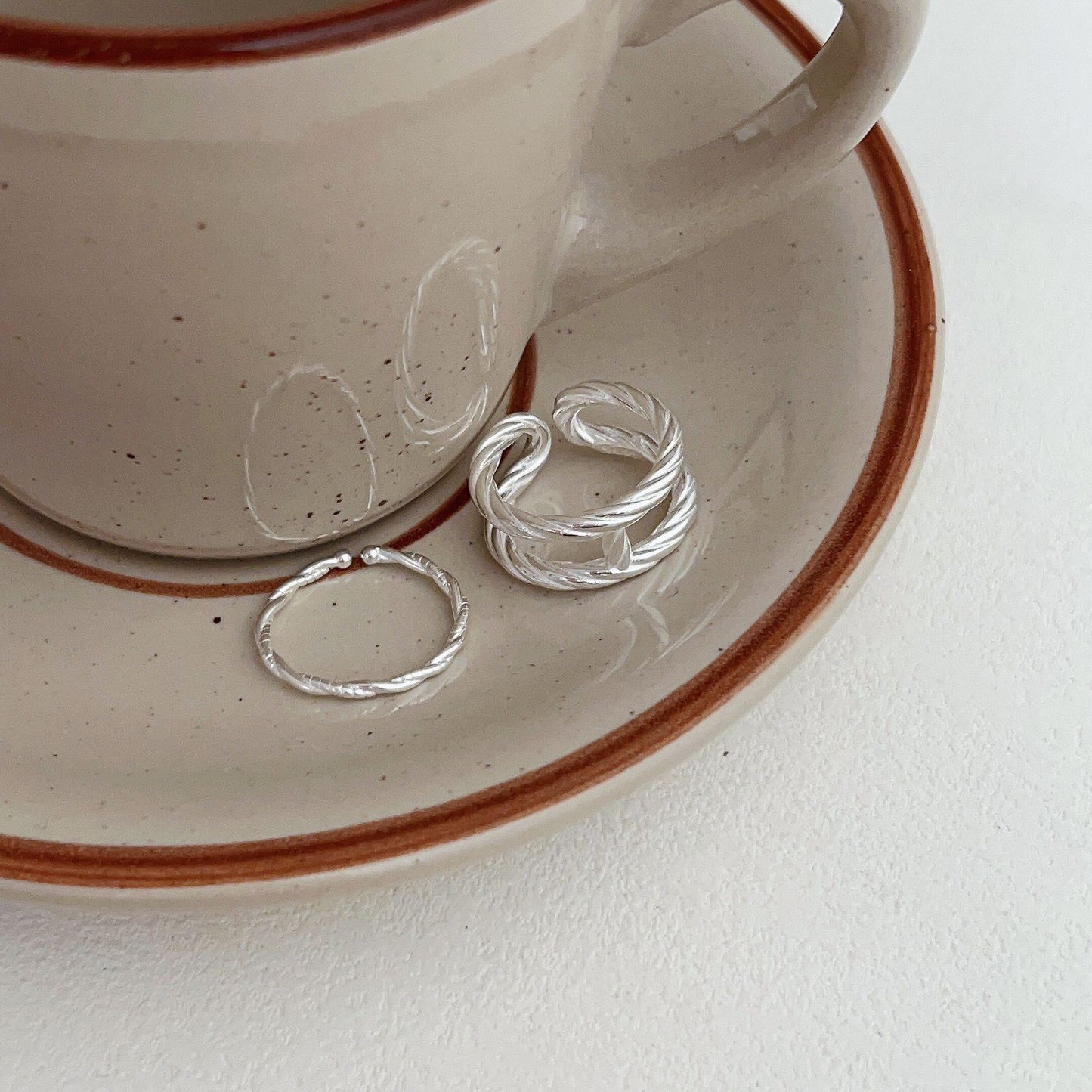 Constant Sterling Sier Winding Line Open Female Rings