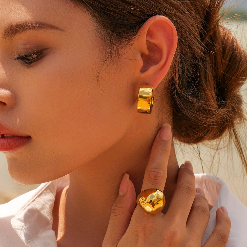Steel Gold-plated Fashion Gold Stainless Shaped Rings