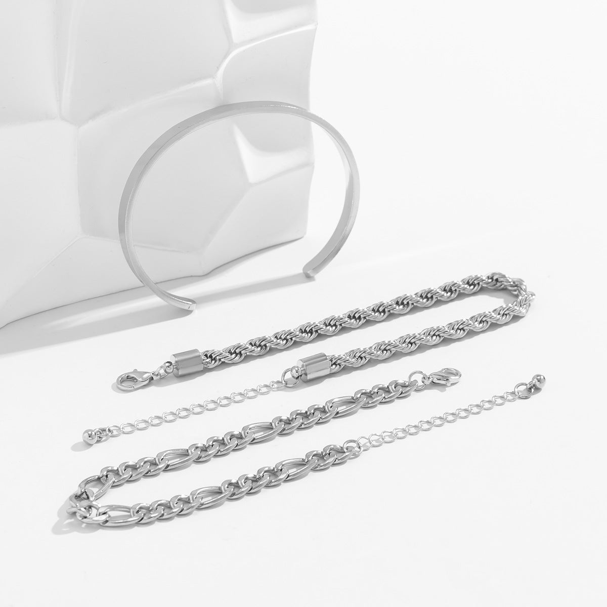Herren-Klammer-Spitzen-Anzug-Choker-Hanf-Blumen-Armbänder
