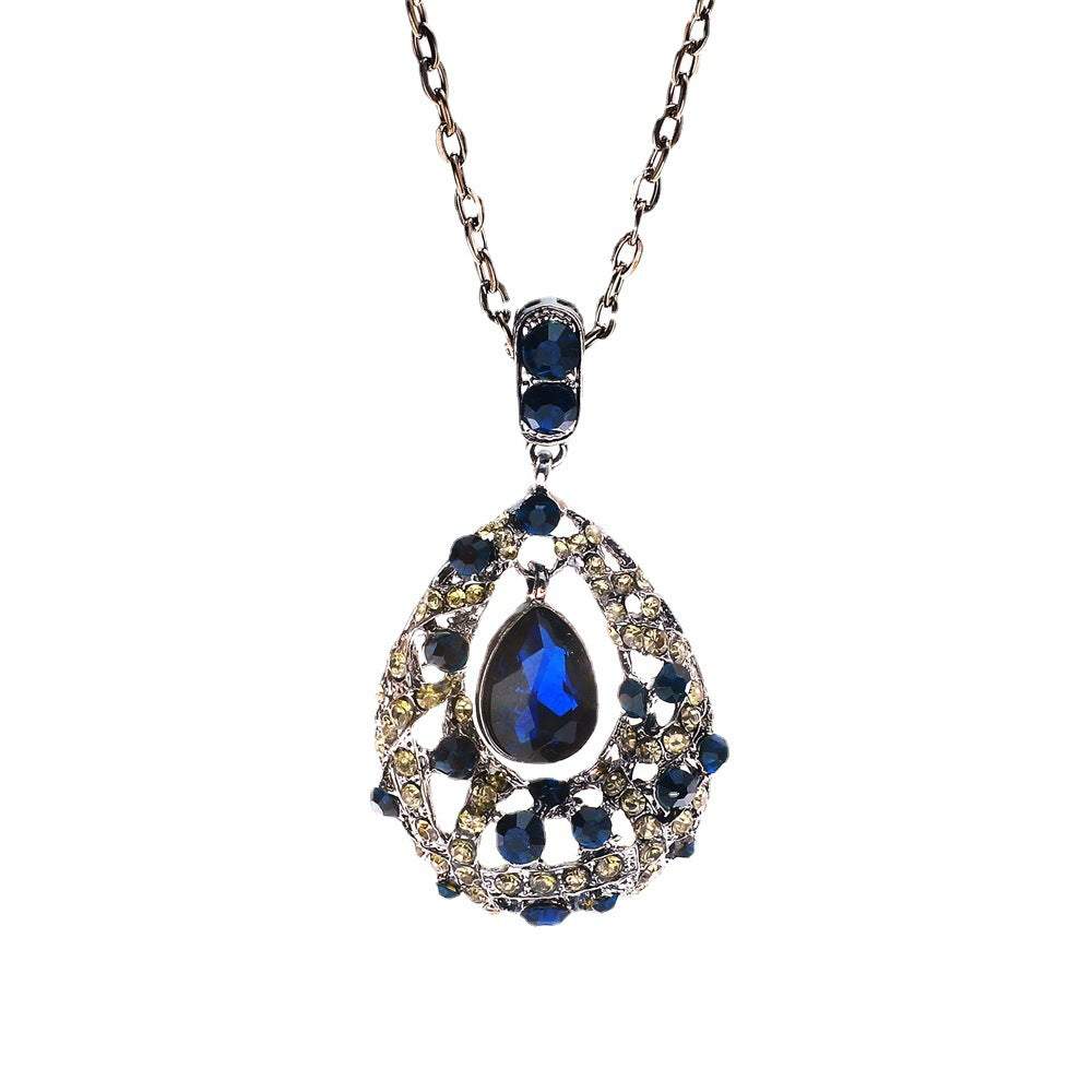 Women's Drop Love Pendant Vintage Elegant Metal Necklaces