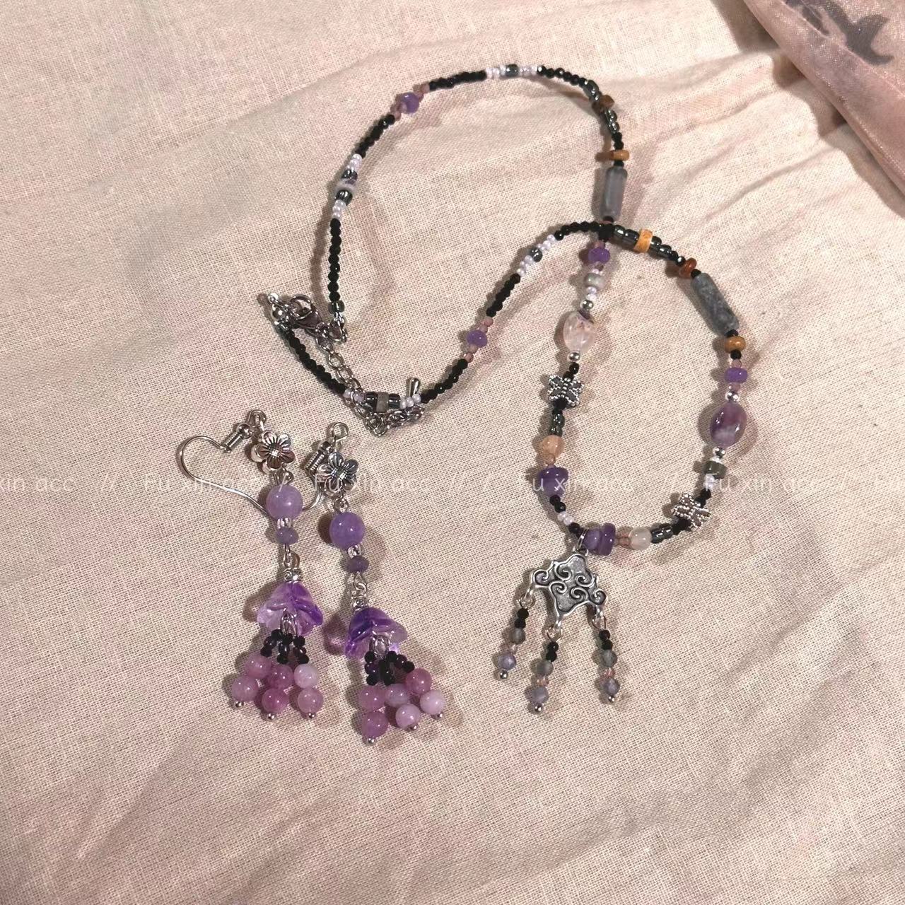 Style traditionnel léger luxe rétro minorité violet Totem gland colliers