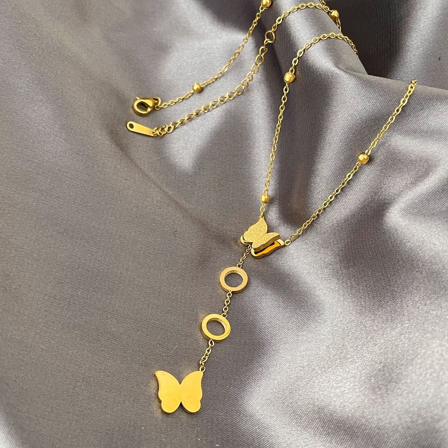 Stahl-Ketten mit Schmetterlingsquasten und verblassenden Perlen