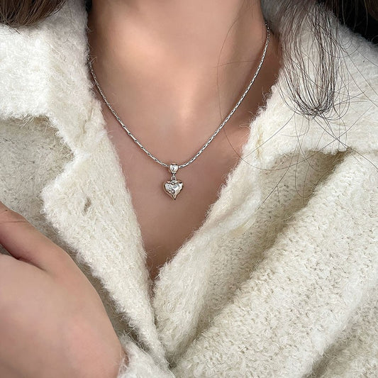 Peach Heart Pendant Female Personality Ornament Simple Three-dimensional Necklaces