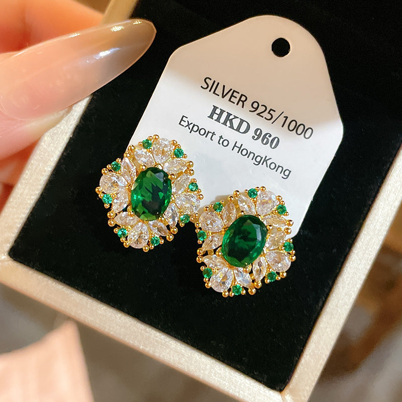 Women's Zircon Emerald Artificial Crystal Retro High-grade Light Luxury Clavicle Chain Jewelry Set