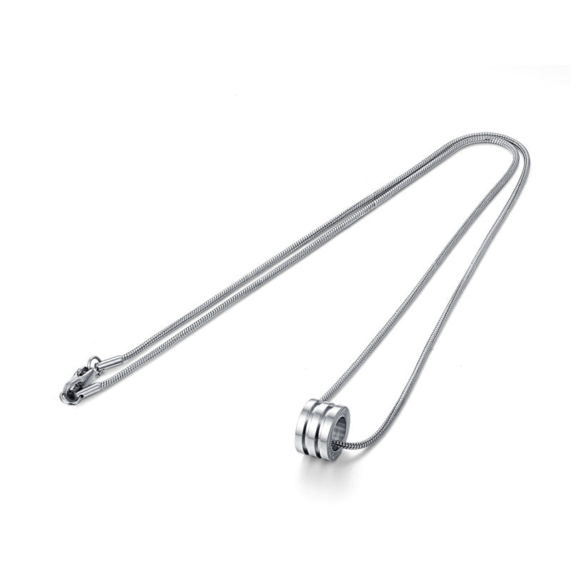 Pendentif suspendu pour femmes et hommes, ornement en acier titane et colliers courts