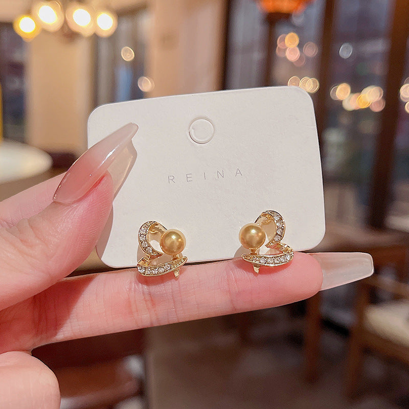 Women's Small Hollow Heart Ear Trendy Light Luxury Earrings