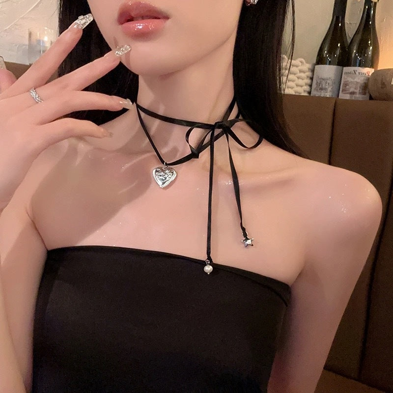 Women's Double Layer Sweet Light Luxury Hot Necklaces