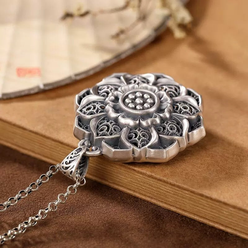 Colliers longs en chaîne de pull Lotus Vajra Pure Sier pour femmes