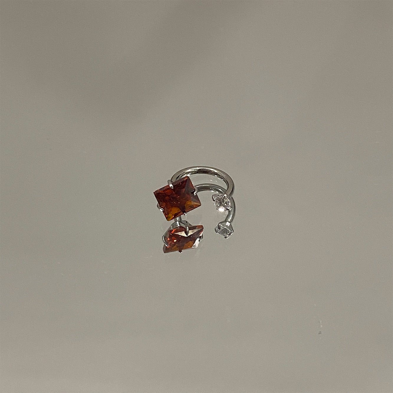 Super Flash Square Zircon Internal Thread No Need To Take Rings