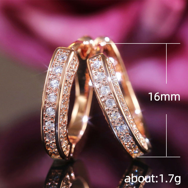 Boucles d'oreilles en strass scintillantes avec clip d'oreille en zircon