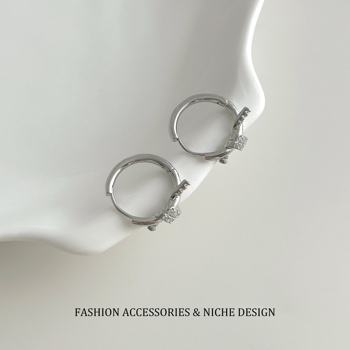 Knotted Round Clip Personalized Cold Style Rings