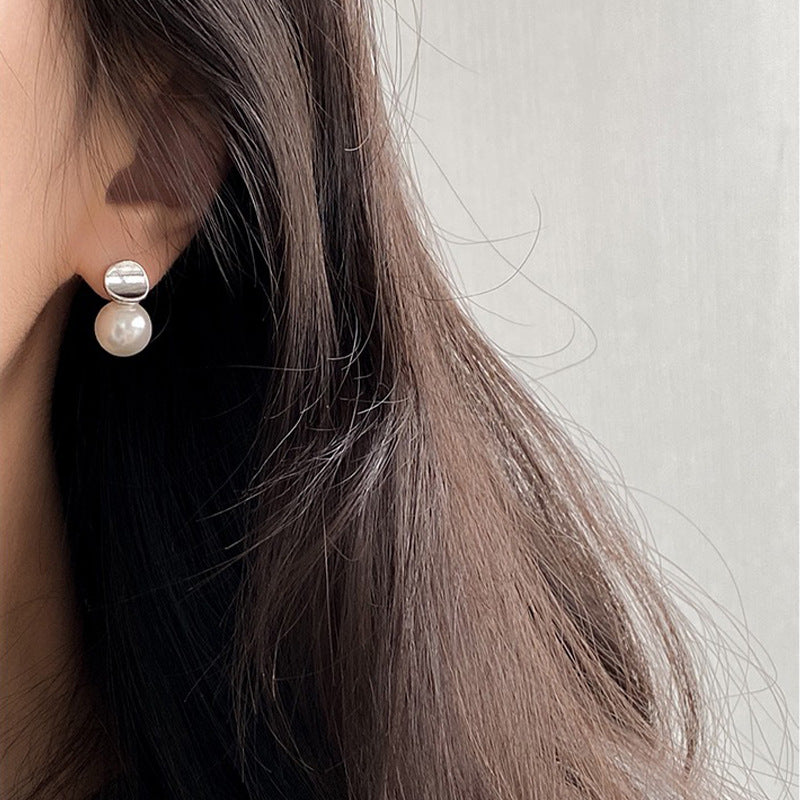 Damen-Ohrringe mit Retro-Persönlichkeit und Minimalismus, anmutige Mode