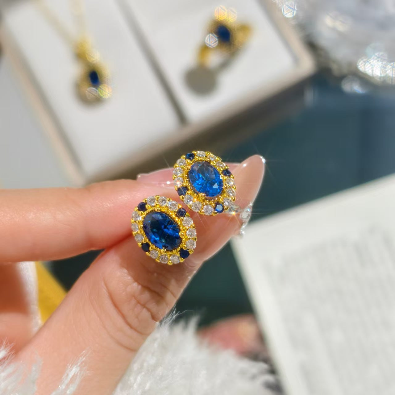 Interest Light Luxury Chinese Style Blue Pointed Crystal Jewelry Set
