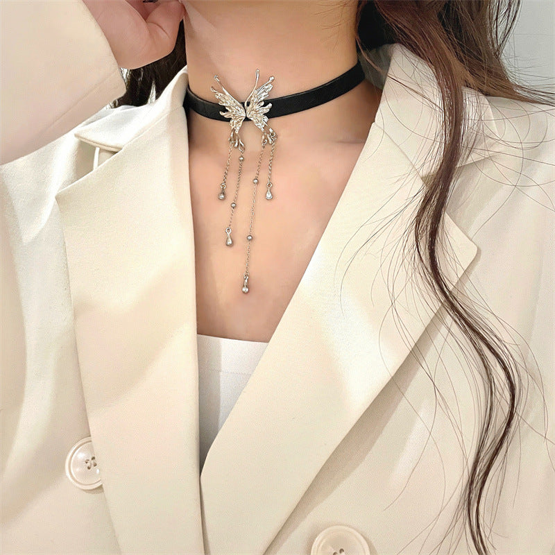 Schmetterlings-Quasten-Halsketten mit weiblichem Halsband-Design