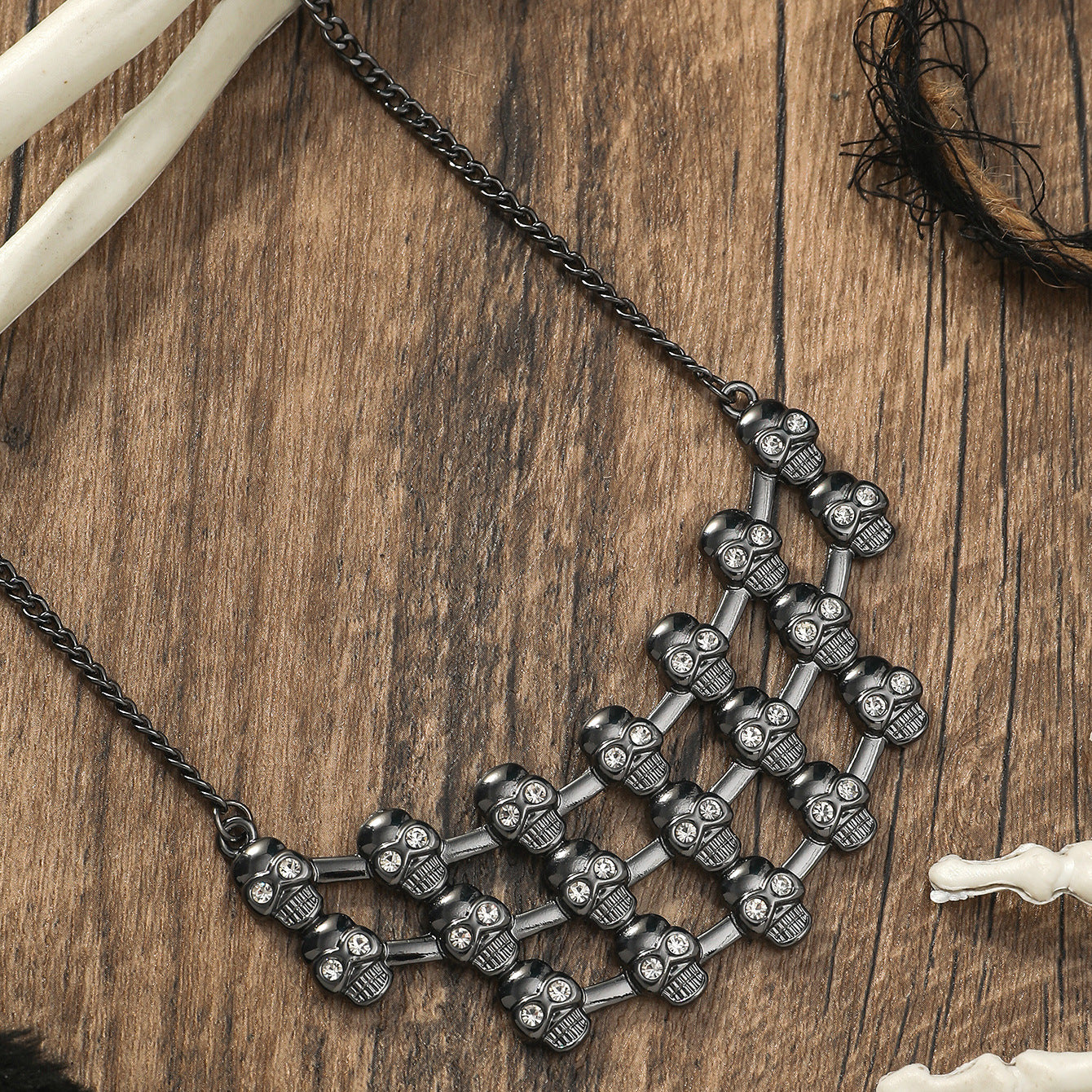 Women's & Men's Halloween Dark Trendy Personality Exaggerated Skull Chain Necklaces