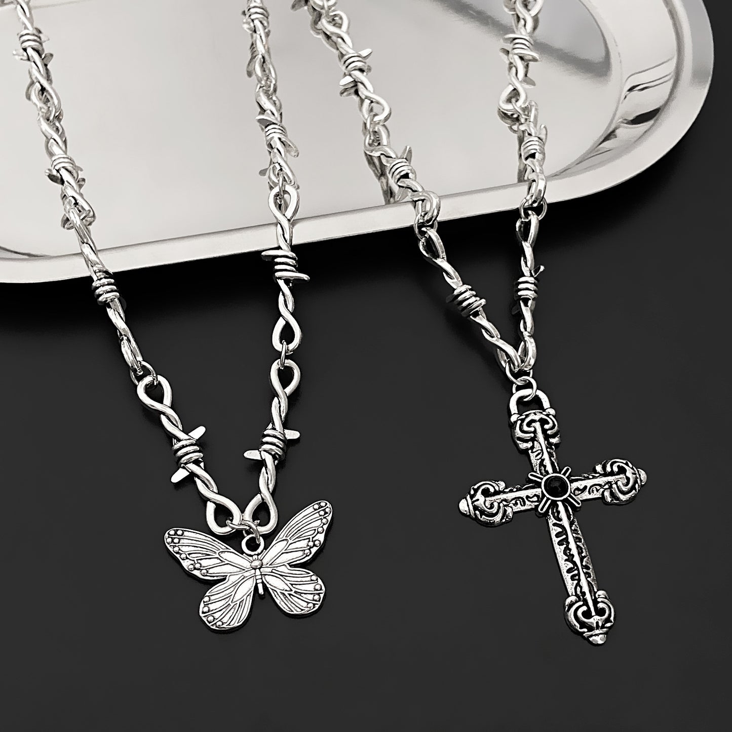 Women's & Men's & Heart-shaped Thorn Hip Hop Punk Trendy Barbed Dark Necklaces