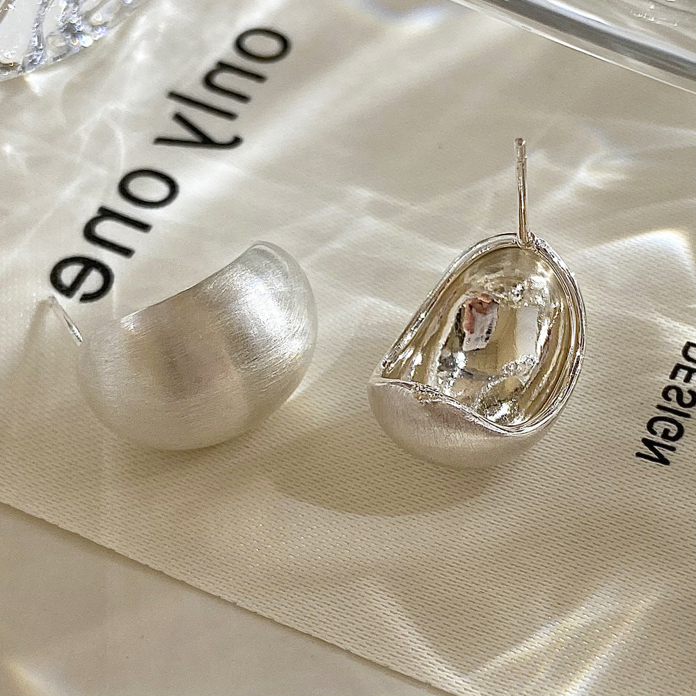 Brushed Small Beans Curved Ear Frosted Texture Earrings