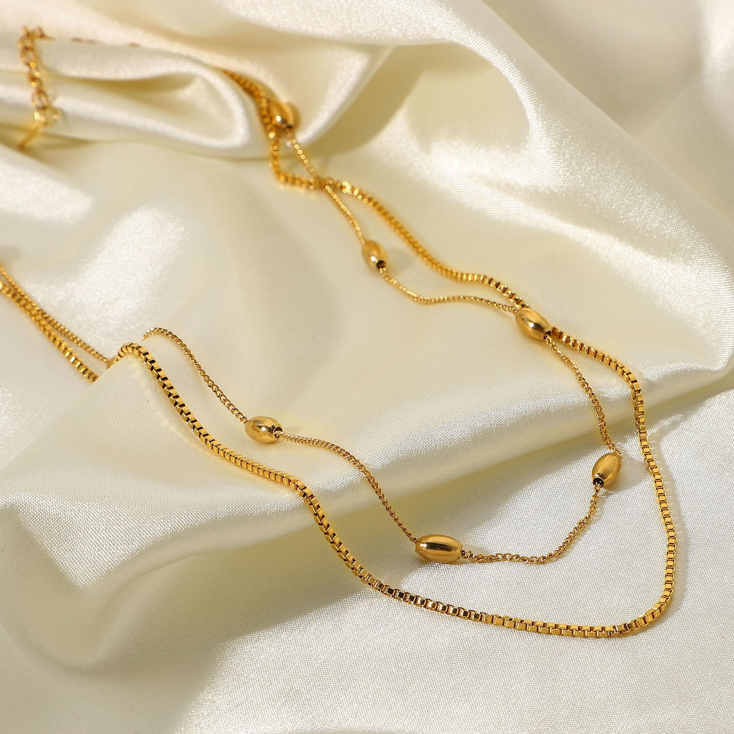 Women's Gold-plated Stainless Steel Ornament Oval Bead Necklaces