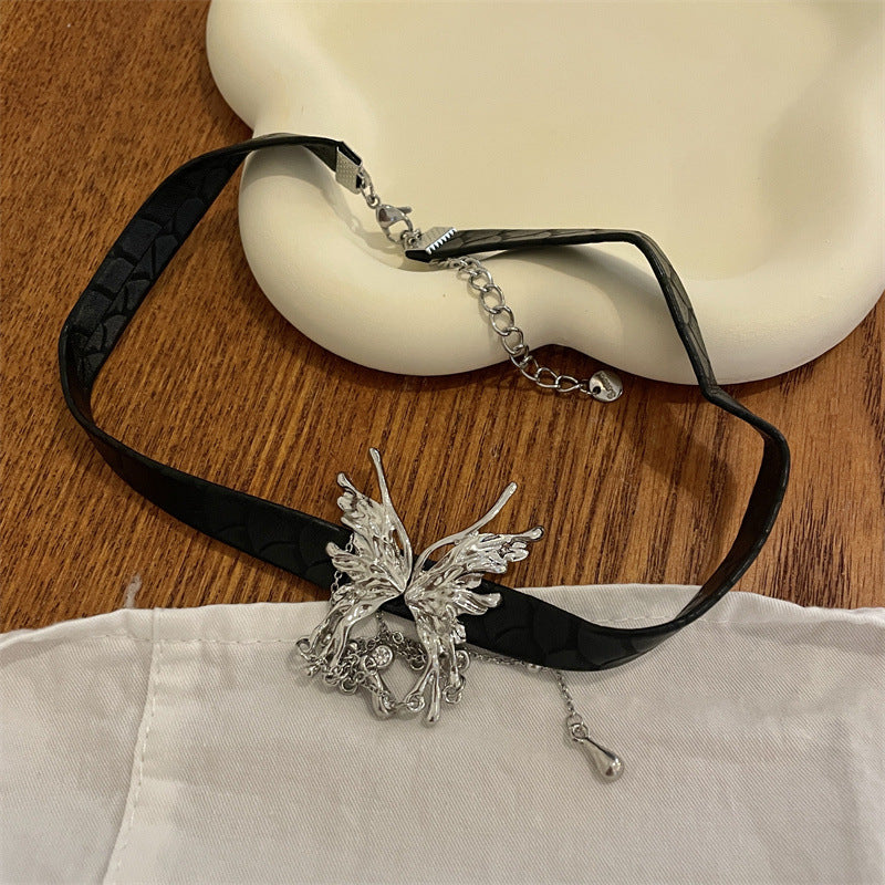 Schmetterlings-Quasten-Halsketten mit weiblichem Halsband-Design