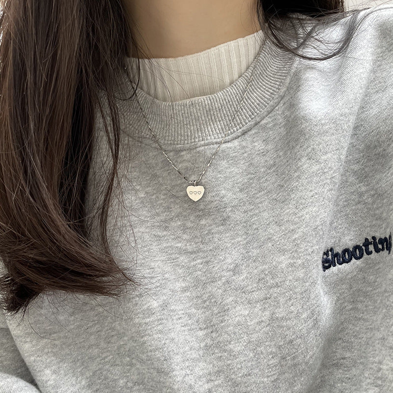 Colliers de clavicule de conception de minorité capricieuse simple d'amour des femmes