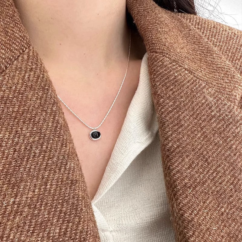Colliers classiques simples en imitation onyx noir ovale pour femmes